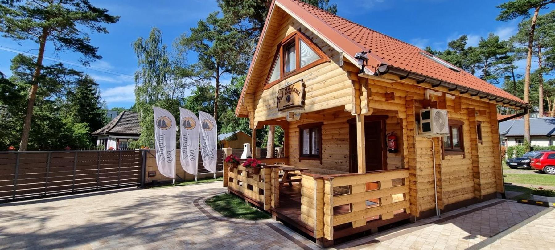 Domek Z Bala Pod Zaglami Pobierowo Exterior photo